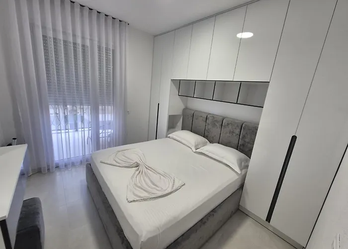 New Comfort Apartmán Golem (Tirana)